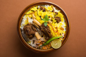  Biryani Bazaar :-    MUST VISIT & HAVE 