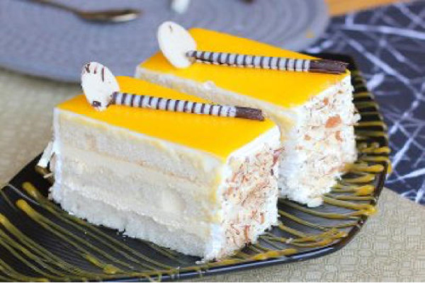 Cakes/Pastries