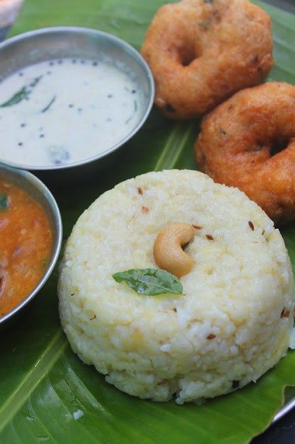 Ven Pongal with 1 Vadai