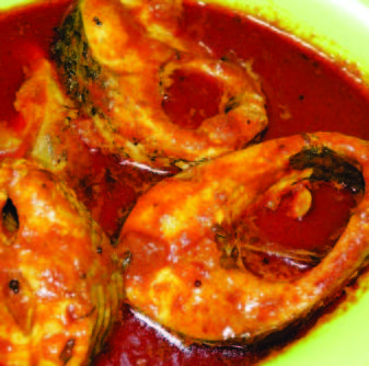 Nellore Chepala Pulusu (Fish Curry)