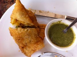 VEGETABLE SAMOSA - WORLD FAMOUS STREET SNACK