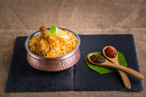 Aavakai Chicken Dum Biryani