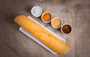 Dosa with Chicken Curry