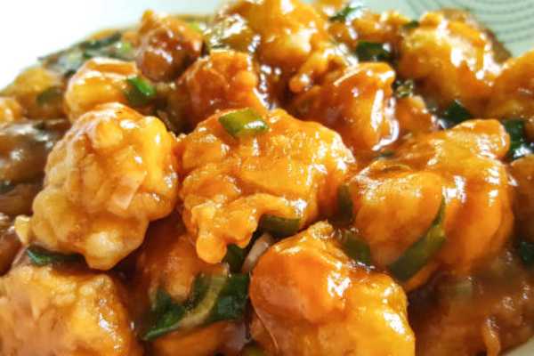 Chicken Manchurian Saucy (Bawarchi Special)