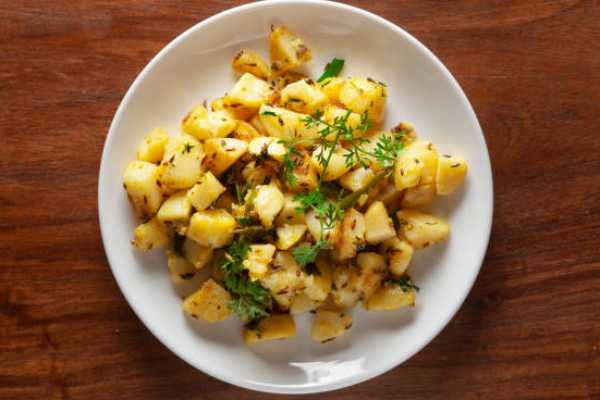 Jeera Aloo Fry (Bawarchi Special)