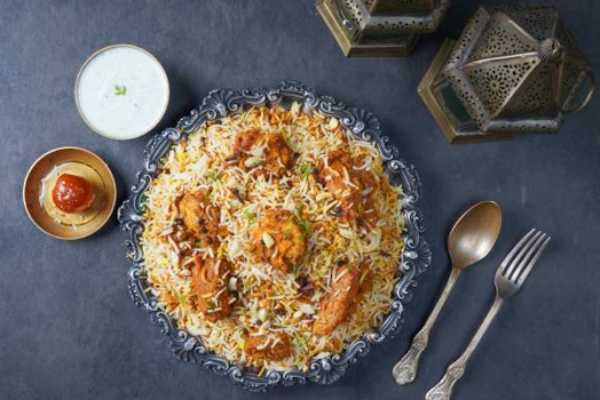 Mughlai Chicken Biryani