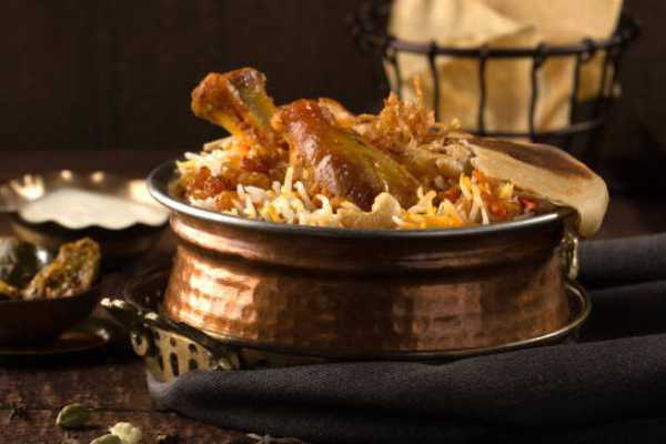 Chicken Mughlai Biryani (Bone Less )