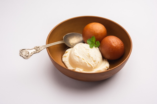 GULAB JAMUN & ICE CREAM