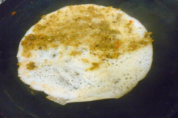 PACHI MIRAPAKAYA DOSA