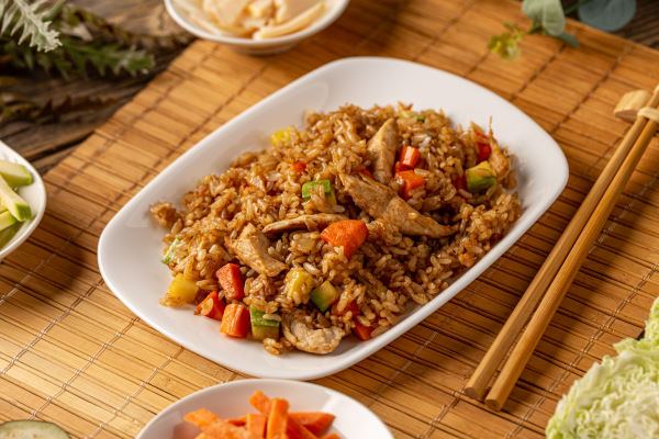 CHICKEN FRIED RICE