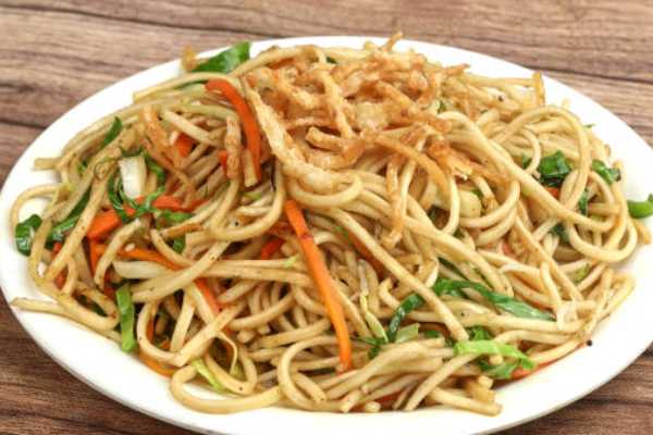 Hakka Noodles Egg