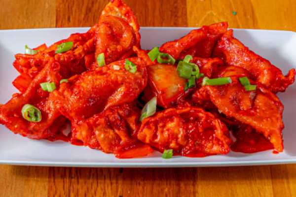 Schezwan Veg Dumplings