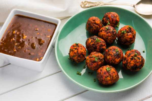 Schezwan Veg Balls
