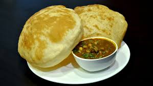 Chole Bhatura (2 Pcs)