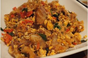 Egg Kothu Paratha