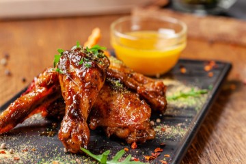 Schezwan Chicken Lollipop - 4 pcs