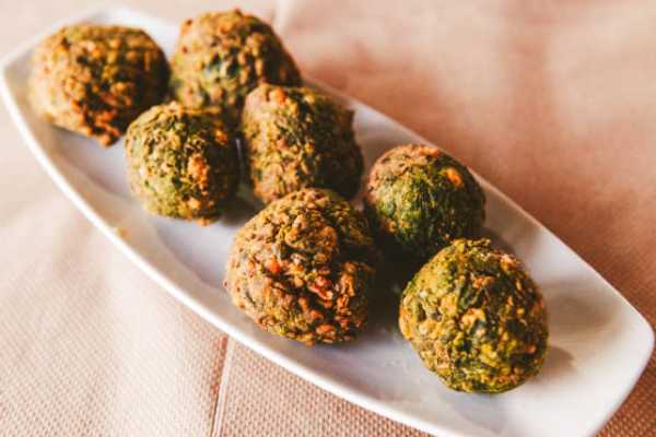 Karivepaaku Veg Balls