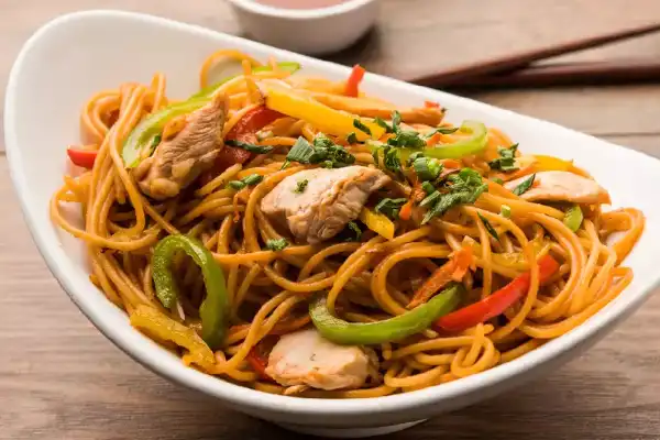 Chicken Hakka Noodles