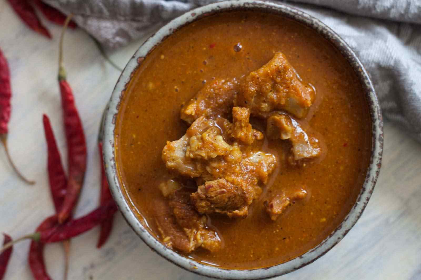 Aachari Gosht (Chef