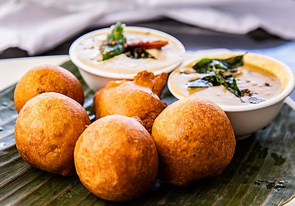 Mysore Bonda (5 Pieces)