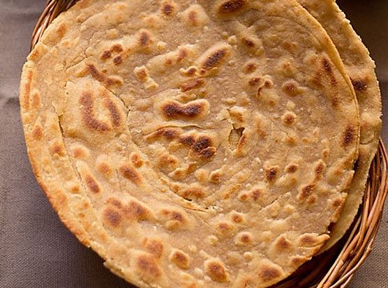 Lacha Paratha (1 piece)