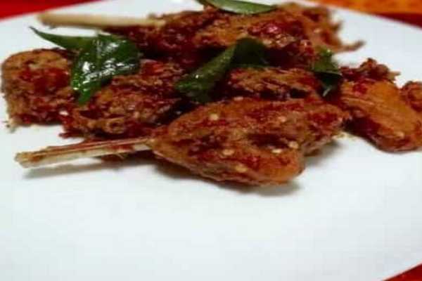 Kaarampodi Chicken Lollipop