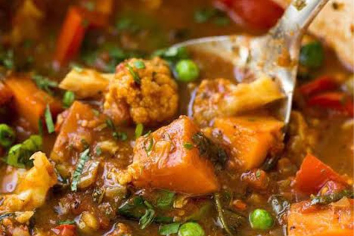 Amaravathi Vegetable Curry (Spicy)