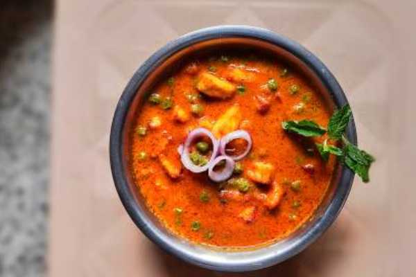 Mutter Paneer