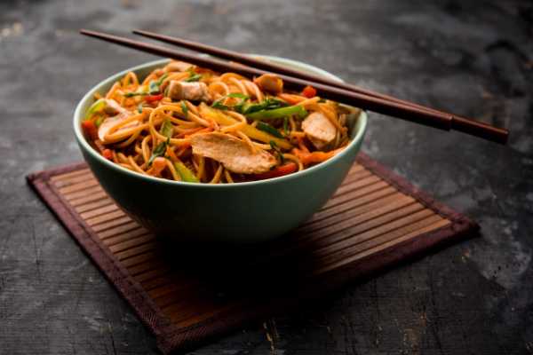 Chicken Schezwan Noodles