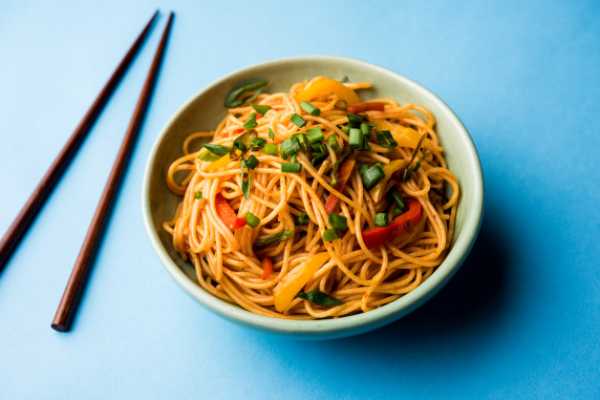 Veg Schezwan Noodles