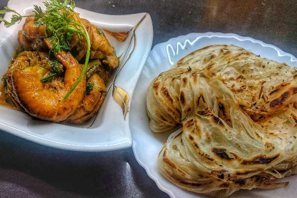 Paratha with Malabar Shrimp