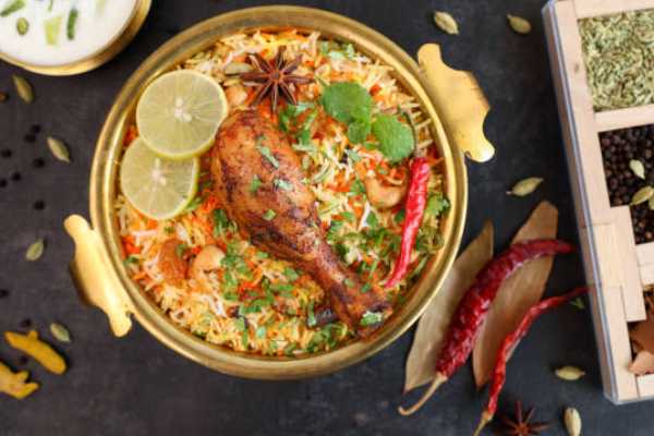 Chicken Dum Biryani (Bone-In)