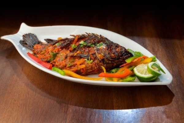 GOLDEN POMFRET  FISH THAVA FRY