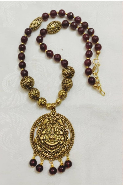 Maroon Agate Lakshmi Devi locket chain