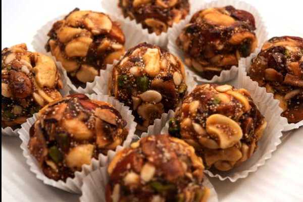 Dry Fruit Laddu 