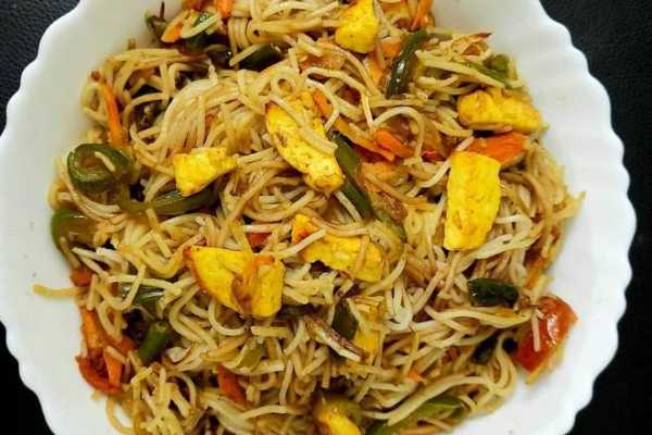 paneer hakka noodles