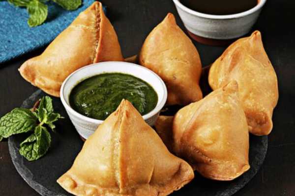 Onion Samosa-4pc