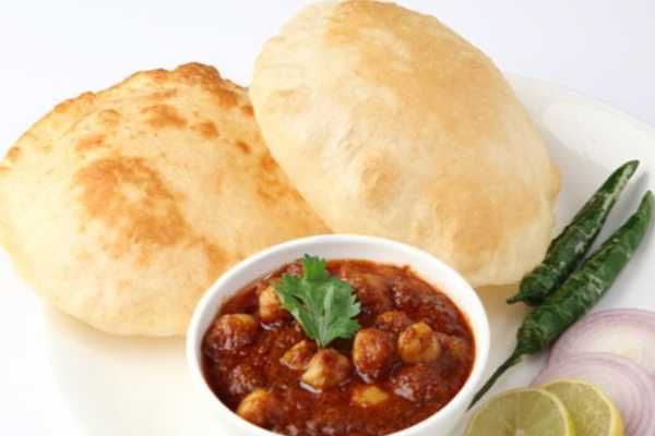 Chana Bhatura