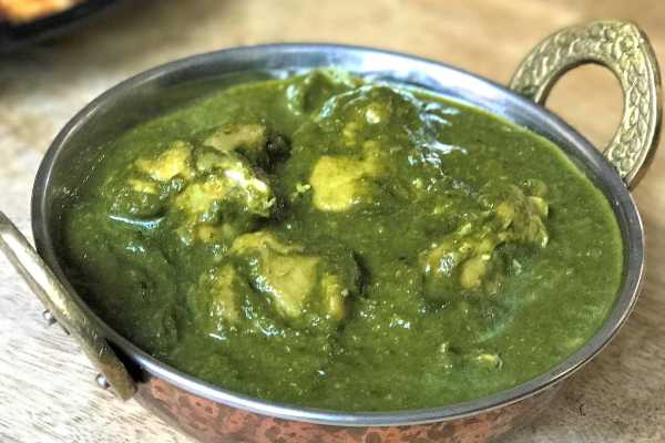 Saag Chicken