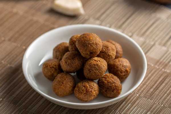 Jaggery Coconut Laddu