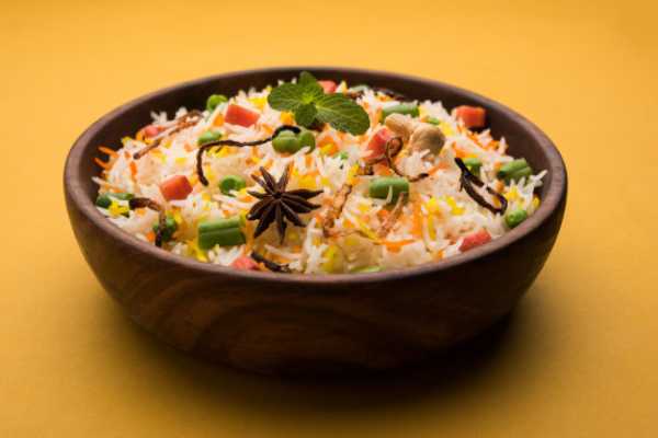 Hyderabadi Veggie Dum Biryani (Family Pack)