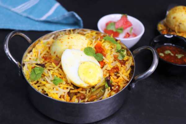 Aavakaya Egg Biryani