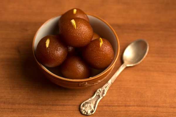 Gulab Jamun (3 pcs)