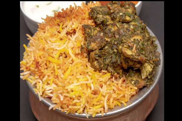 fmly pk Gongura Chicken Dum Biryani