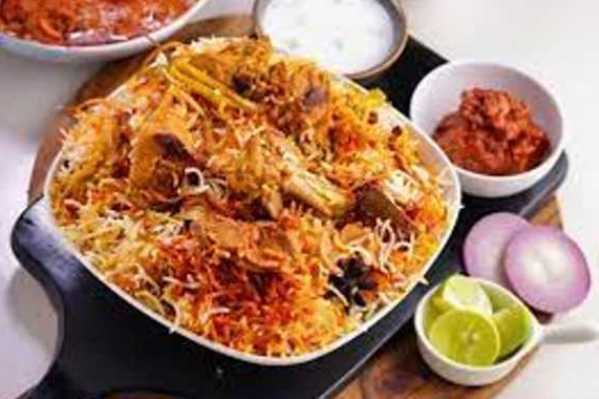 Aavakai Chicken Dum Biryani