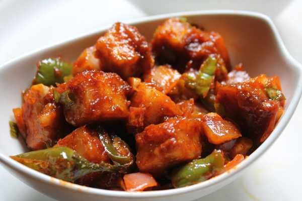 Chilli Paneer (Gravy)