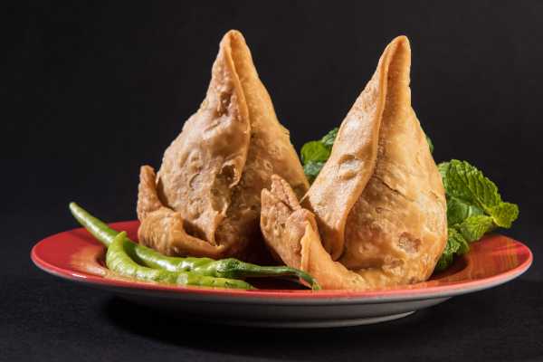 Veg samosa(2 pieces)