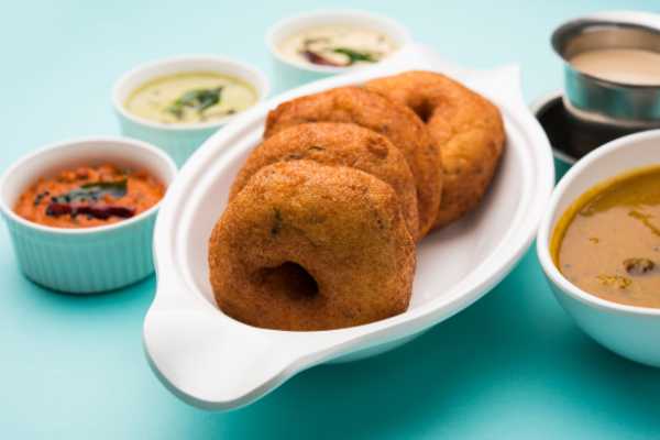 Medhu Vada