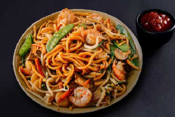 Schezwan Shrimp Noodles