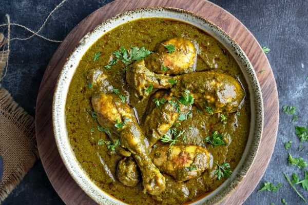 Saag Chicken Curry